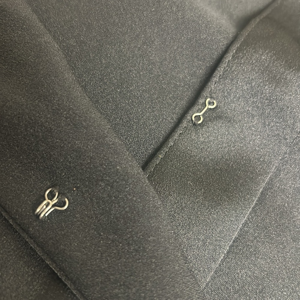 8 HOUR SALE!! NWT!!  Abercrombie & Fitch Satin Wrap Blouse Long Sleeve Black M - Picture 8 of 10